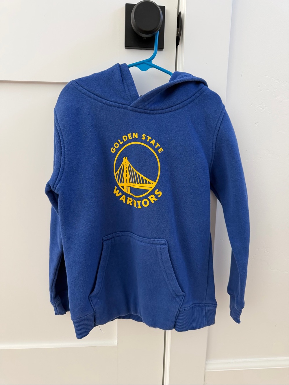 Outerstuff NBA Kids Golden State Warriors Royal Blue Hoodie | Size 7